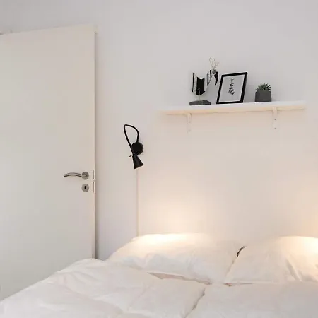 10 Person In Bjert Feriehus